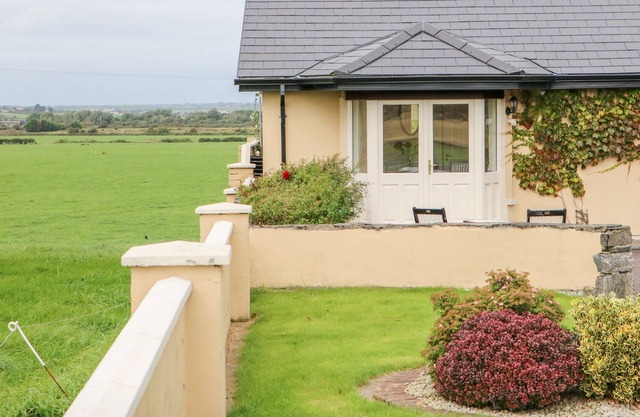 ARAS UI DHUILL, pet friendly in Abbeydorney, County Kerry