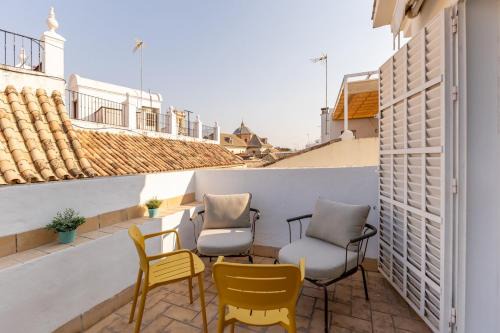 Archeros Deluxe Center by Valcambre