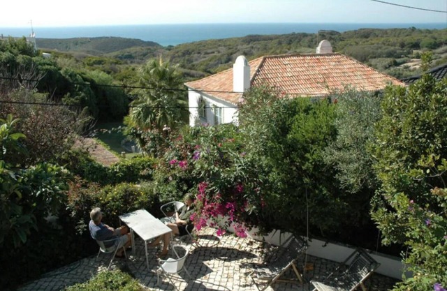 Architect house in Almocageme/Colares above the Adraga beach