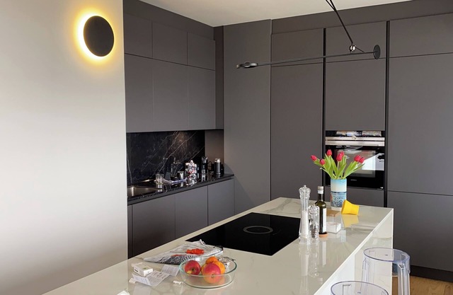 Architectural Digest-worthy flat with stellar view