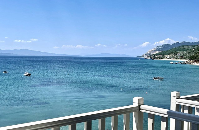 ARCHONTIKO SEASIDE HOTEL