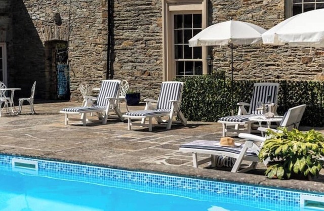 Ardnavaha House Poolside Cottage 5nn