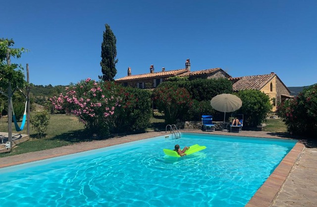 Argilaia - Country House in Saturnia with Pool