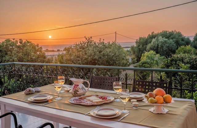 Ariadni seaview apartment