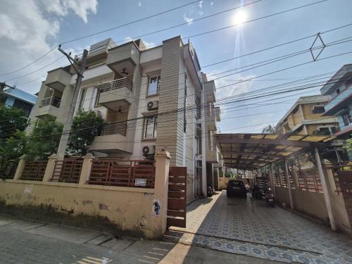 Aryan Address Ganeshguri Near GNRC Hospital And Capital Complex