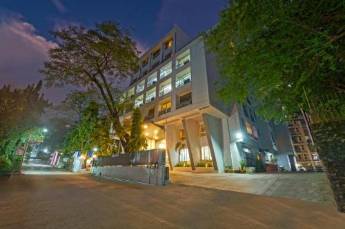 ASAR Landmark Suites