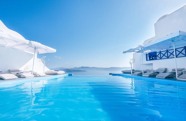 Astarte Suites