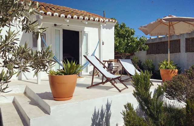 "At the gates of the Reserve, with the Lagoon at your feet" - Casa de Férias Litoral Alentejano