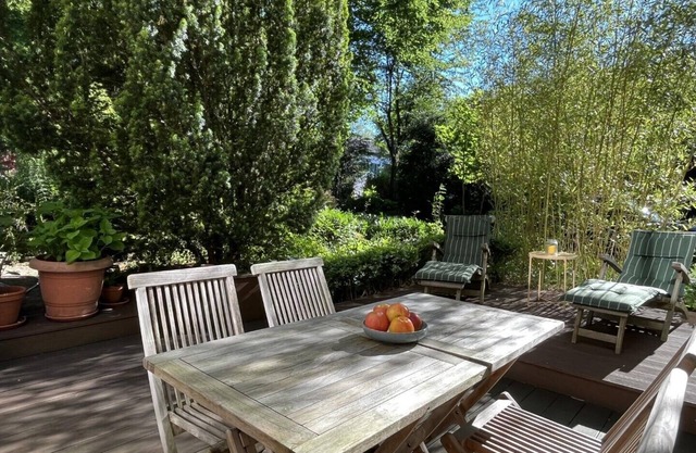 Atelier Seeshaupt Studio Apartment with Large Terrace at Lake Starnberg