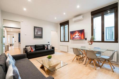 Atocha3 Superb Location - 4Bedrooms 2 Baths