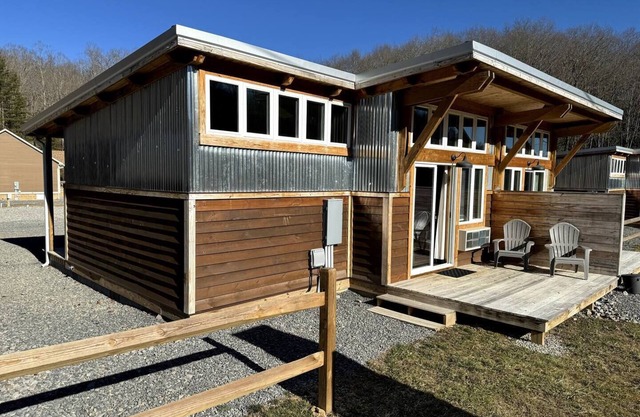 ATV TrailCamp: Conrad's Cottage- Just seconds from the HMT Pocahontas Trailhead!
