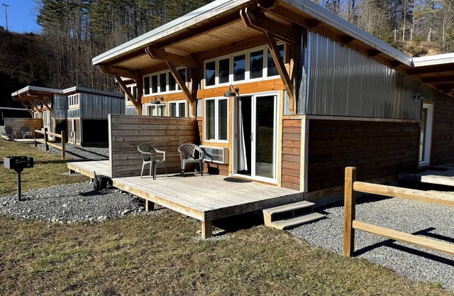 ATV TrailCamp: Harris's Hut- Just seconds from the HMT Pocahontas Trailhead!