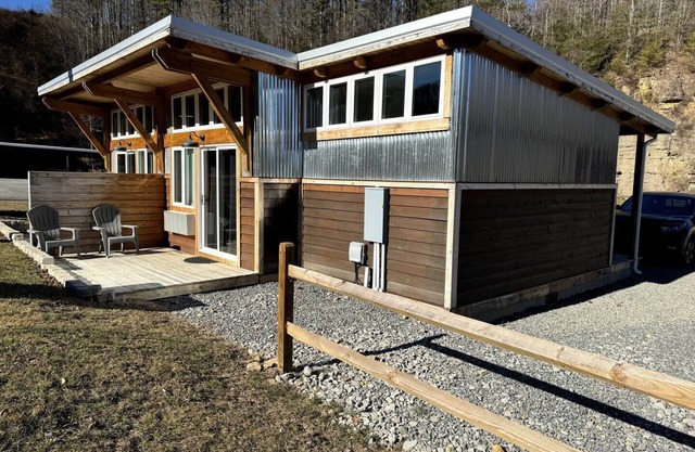 ATV TrailCamp: Kelly's Quarters- Just seconds from the HMT Pocahontas Trailhead!