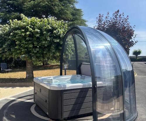 Au Gré des Souvenirs, gite 4 à 10 pers, clim, jacuzzi, loisirs