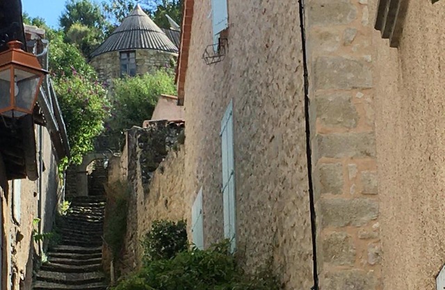 Au pied du Moulin