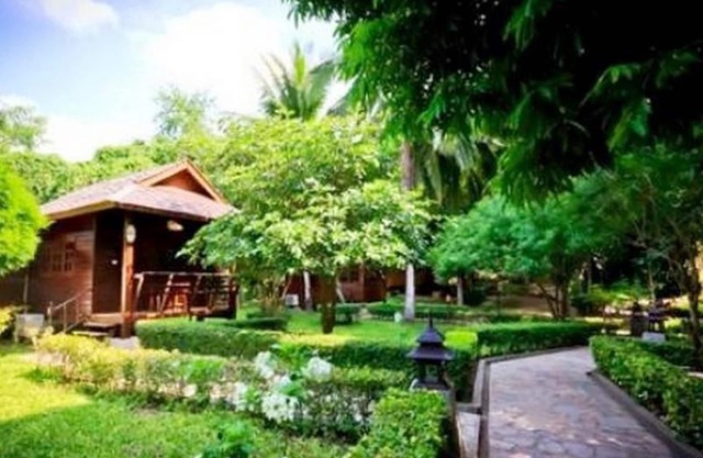 Aurora Resort Kanchanaburi