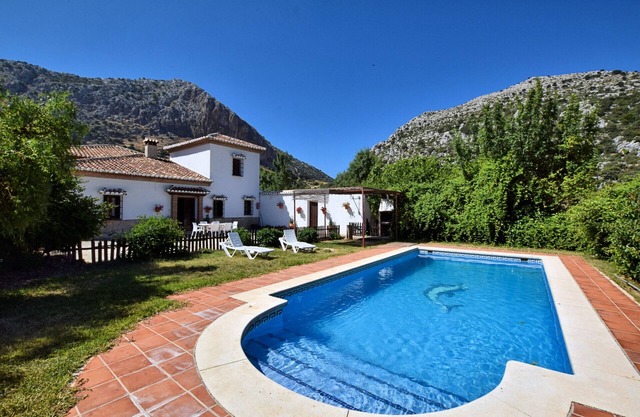 Authentic cortijo with private pool