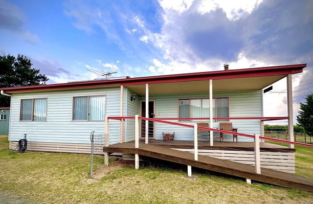 'Avalon' - Small group or family getaway