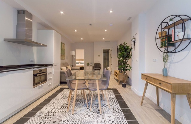 Avenida America VI apartment in Madrid