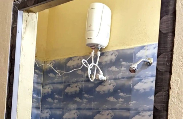 AVN303-Spacious 2bhk 2bathrooms AC Fully Furnished