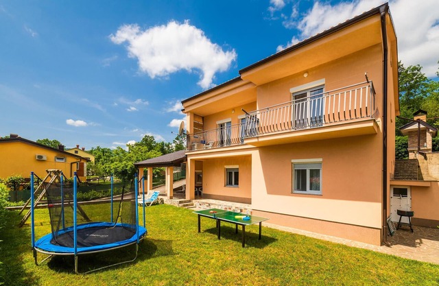 Awesome apartment in Bresca