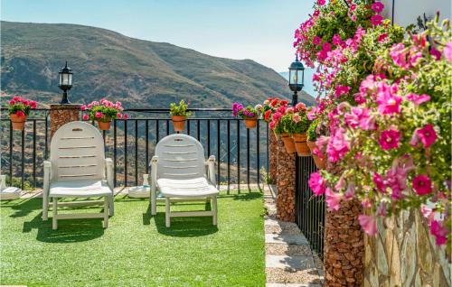 Awesome Home In Mecina Bombarón