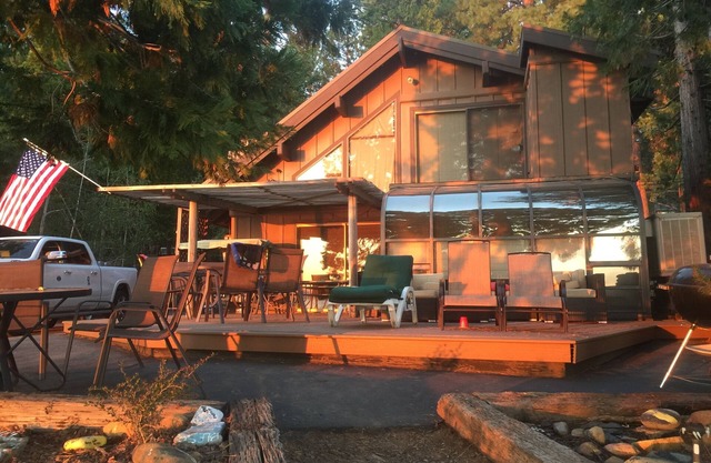 Awesome Lakefront, 2 Boats, Dock, Buoys, Boat Ramp, RV Spot & 3 Jet Ski Ramps.