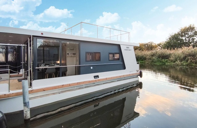 Awesome ship in Havelsee/Kützkow