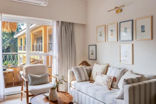 Azalea 1 BHK Apartment by tisyastays