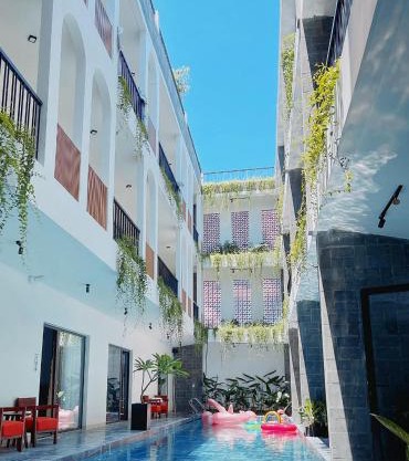 Bông Villa Hotel & Apartment