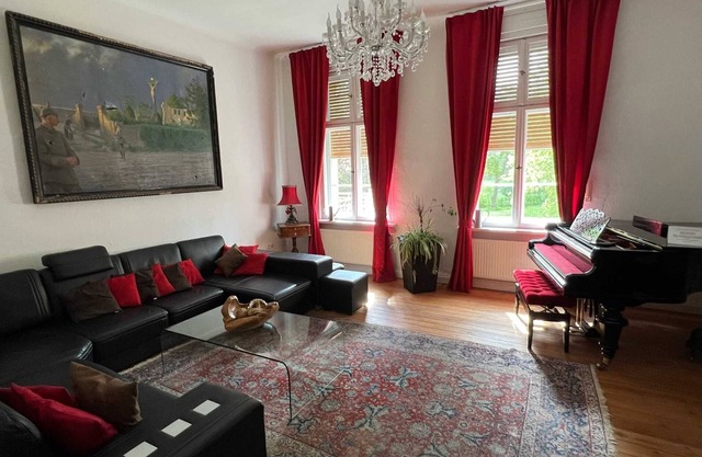 Bösendorfer Apartment - Schloss Grabow, Resting Place & a Luxury Piano Collection Re