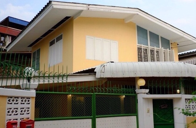 Baan Arun, Bangkok, Thailand