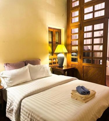 Baan Phraya Suren บ้านพระยาสุเรนทร์