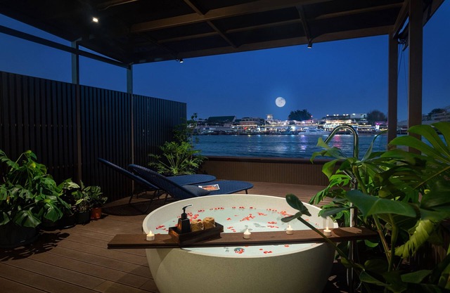 Baan Wanglang Riverside