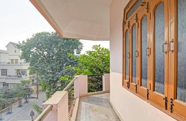 Baba Paying Guest House