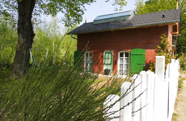 Bahnhof Droyßig - Übernachten im Denkmal