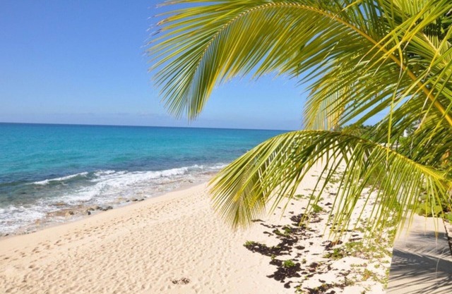 Baie Longue Beach House - Luxury 3 Bedroom Villa