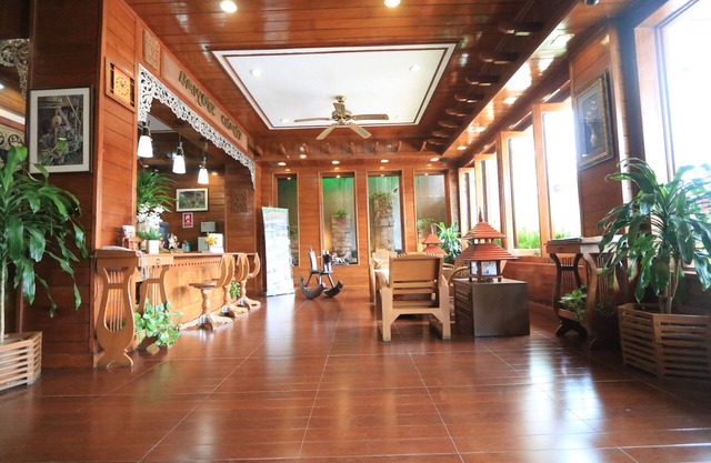 Baiyoke Chalet Hotel