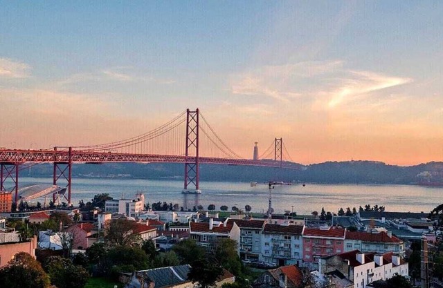 Balcony Bliss | View & LX Factory, Congress Centre