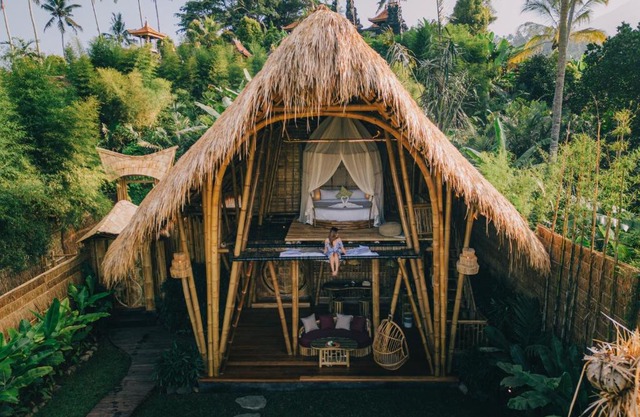 Balikayanas - Ellena House
