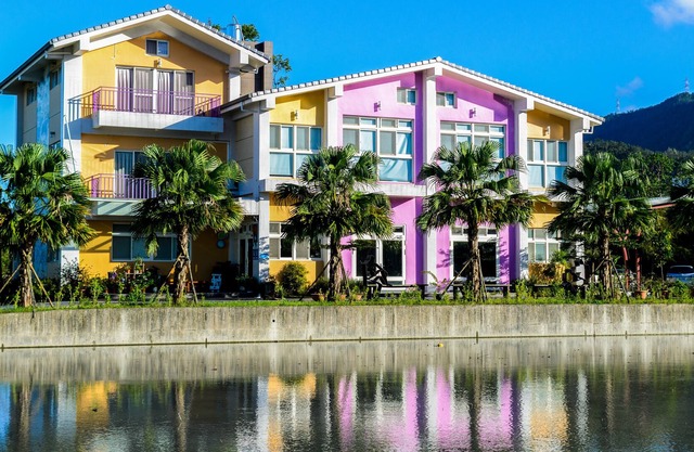 Barefoot and Breakfast