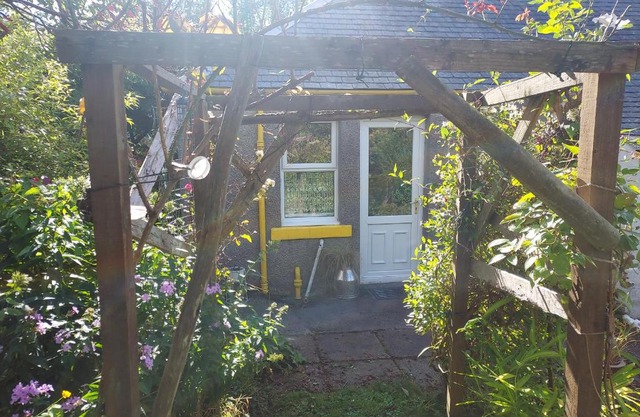 BARHOLM CROFT Holiday Cottage