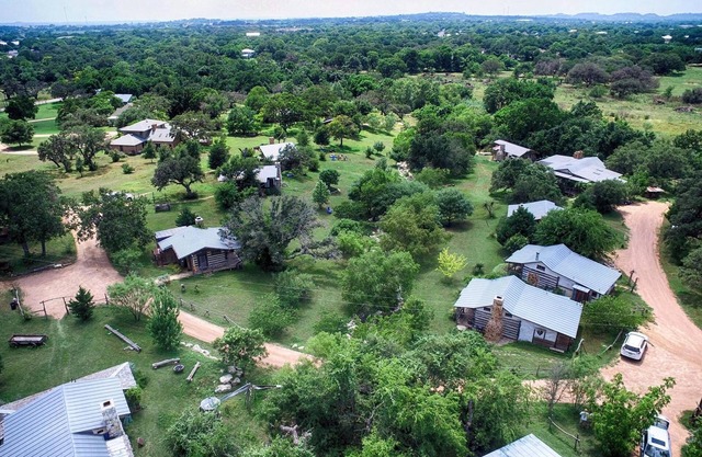 Barons CreekSide