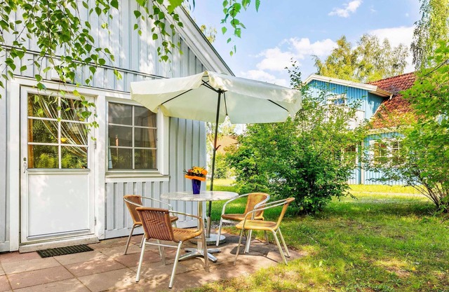 Barrier-free apartment Schwalbe, 4 pers., Fireplace (6) - Feriendorf Müritzufer