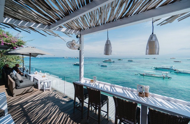 Batu Karang Lembongan Resort & Spa