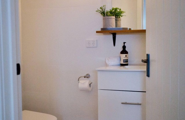 Bay of Fires Apartments - Suite 6