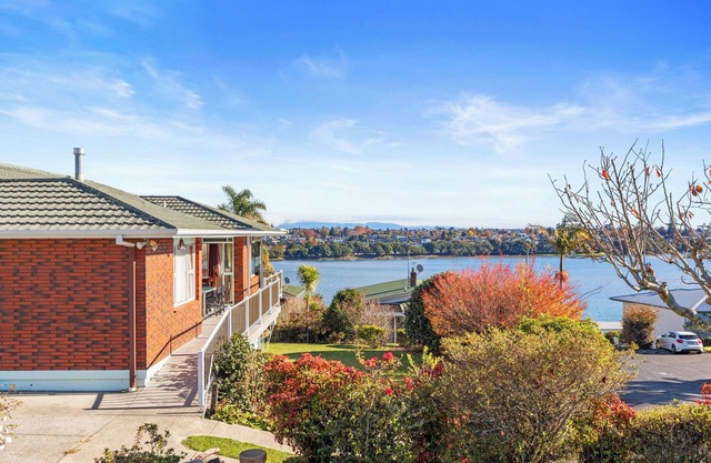 Bay View Gardens - Tauranga Holiday Home