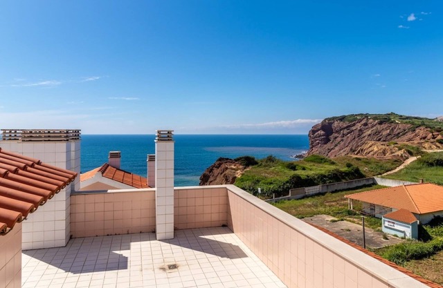 Bay View -T1 in S o Martinho do Porto