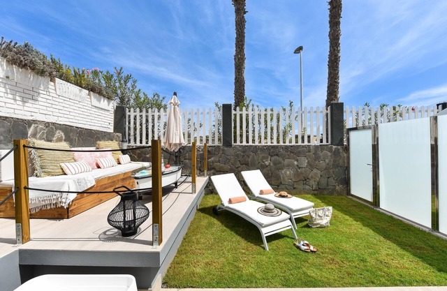 Beach Apartment La Charca III by VillaGranCanaria
