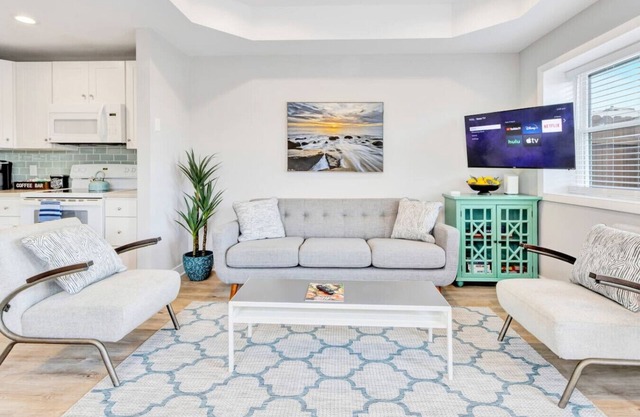 Beach Camp * Free Bikes * Top Restaurants